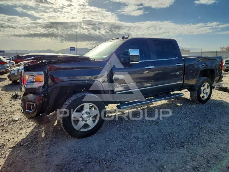 2015 GMC Sierra photo