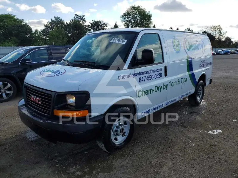 2015 GMC Savana фото