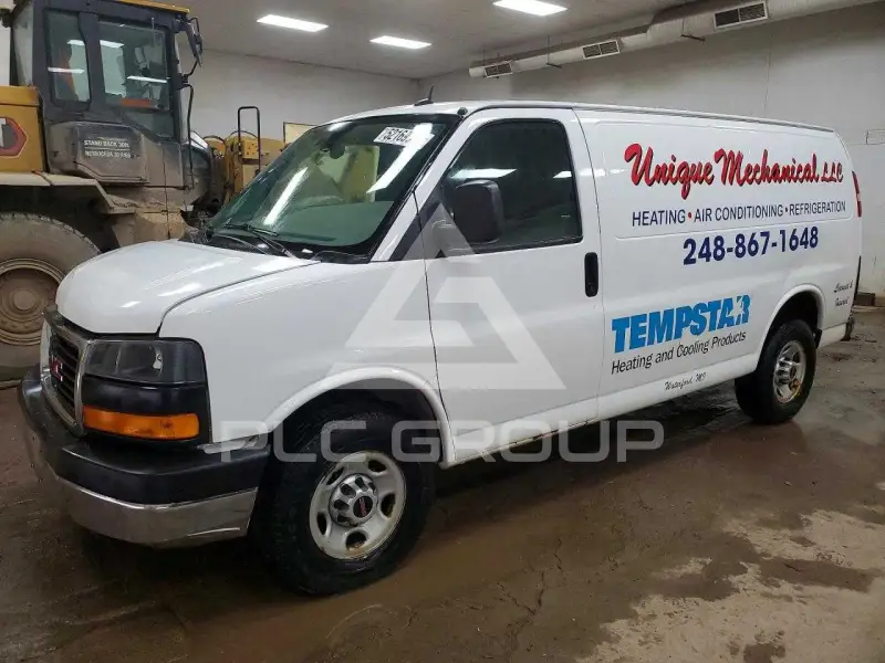 2015 GMC Savana фото