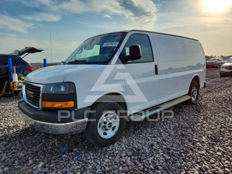 2015 GMC Savana фото