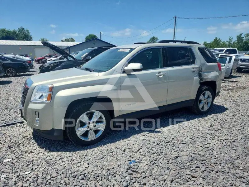 2015 GMC TERRAIN photo