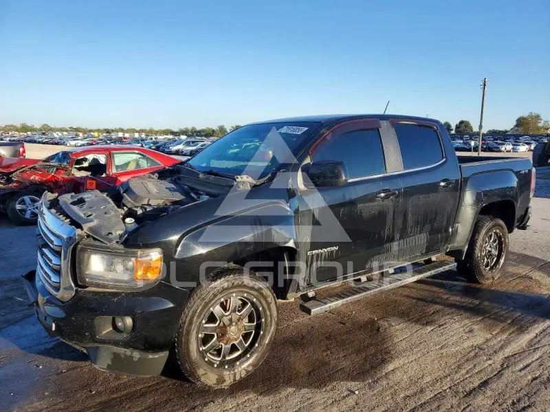 2015 GMC CANYON photo