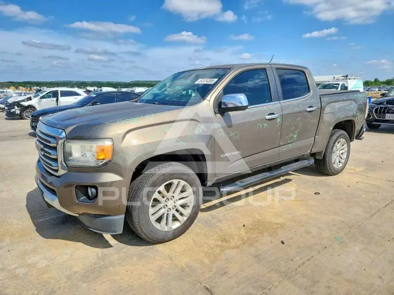2015 GMC CANYON photo