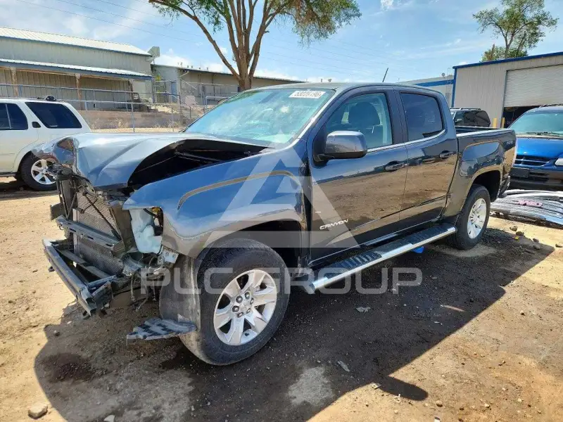 2015 GMC CANYON photo