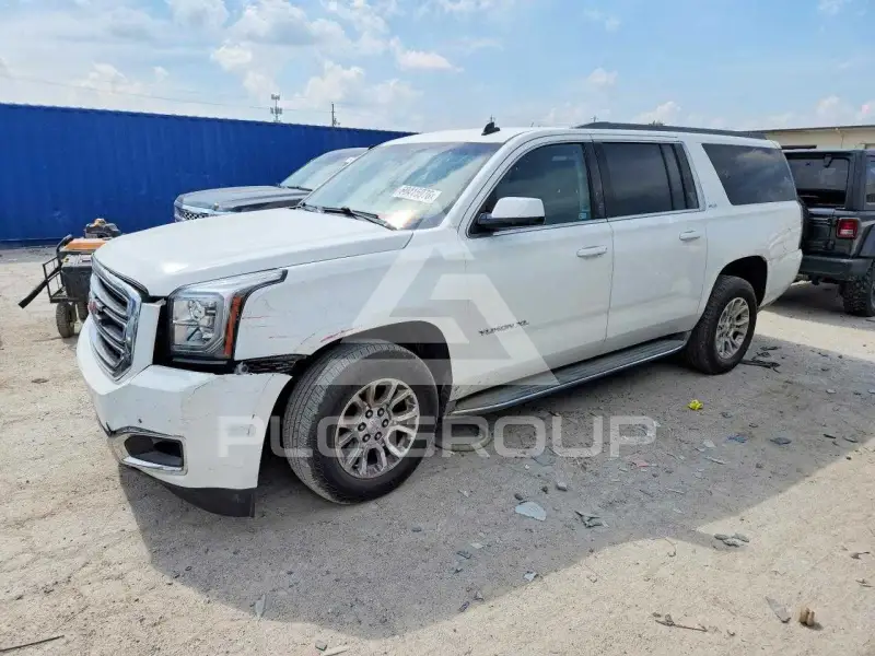 2015 GMC YUKON photo