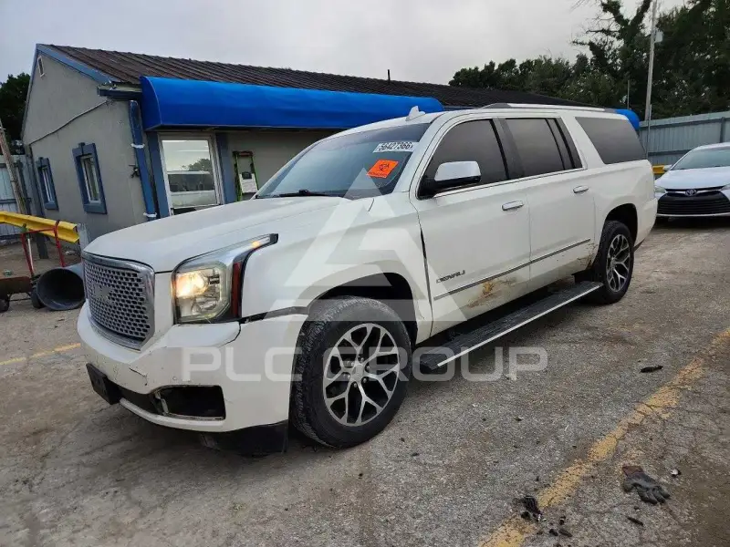 2015 GMC YUKON фото