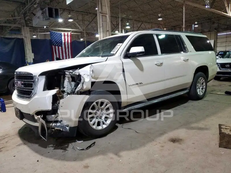 2015 GMC YUKON фото