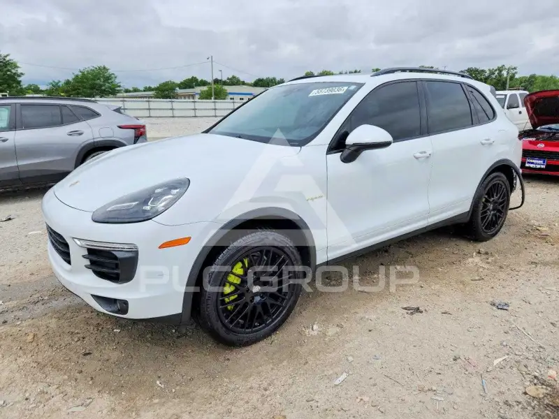 2015 Porsche Cayenne фото