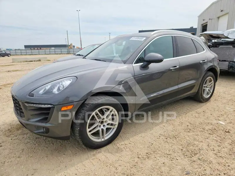 2015 Porsche MACAN photo
