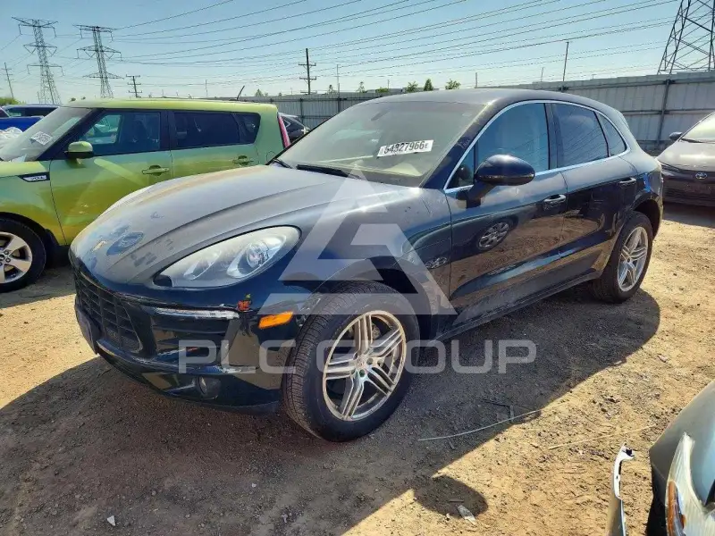 2015 Porsche MACAN photo
