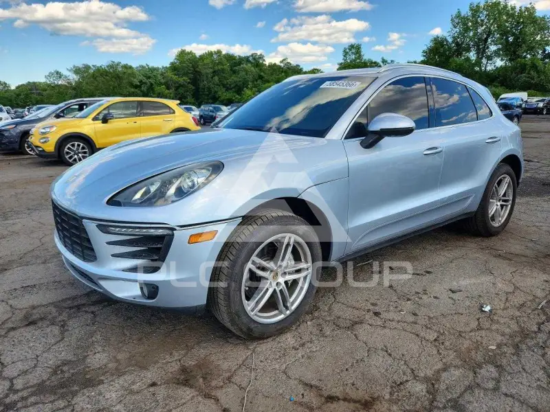 2015 Porsche MACAN photo