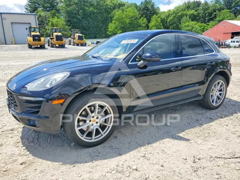 2015 Porsche MACAN photo
