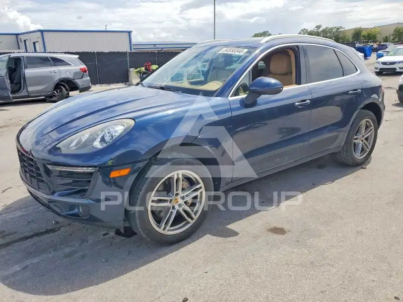 2015 Porsche MACAN photo