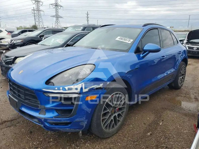 2015 Porsche MACAN photo