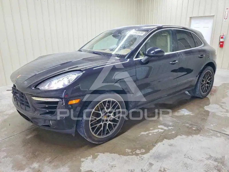 2015 Porsche MACAN photo