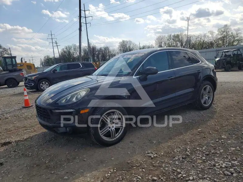 2015 Porsche MACAN photo