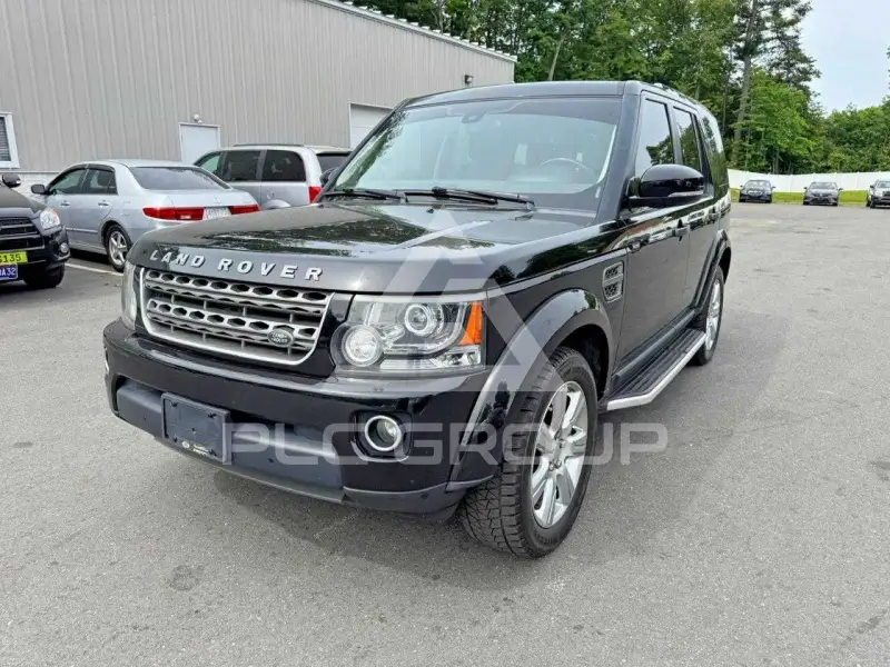 2015 Land Rover LR4 photo