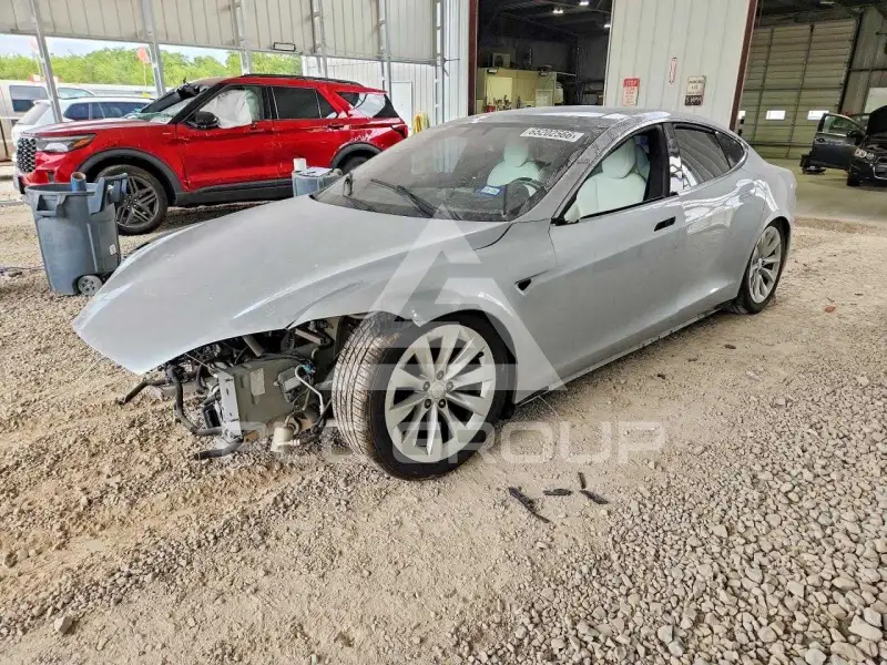 2017 Tesla Model S фото