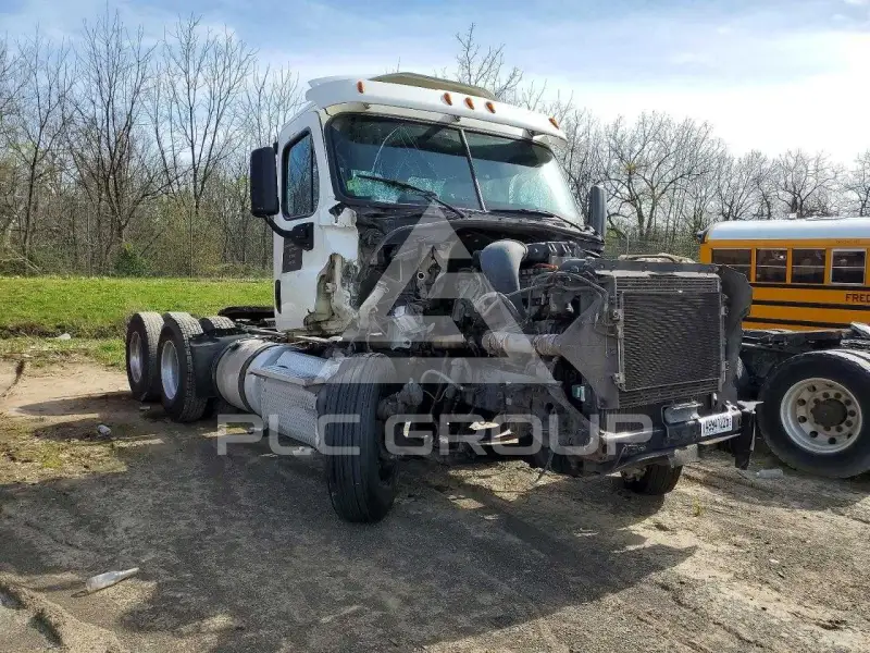 2015 Freightliner All Other фото