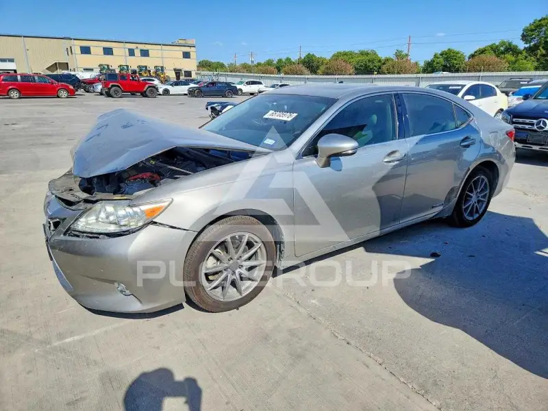 2015 Lexus ES300 фото
