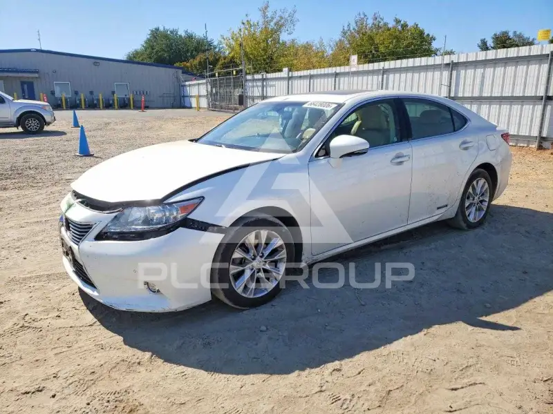 2015 Lexus ES300 photo