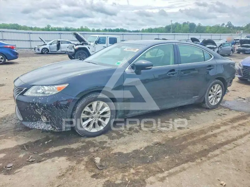 2015 Lexus ES300 фото