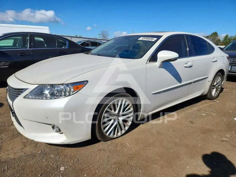 2015 Lexus ES350 photo