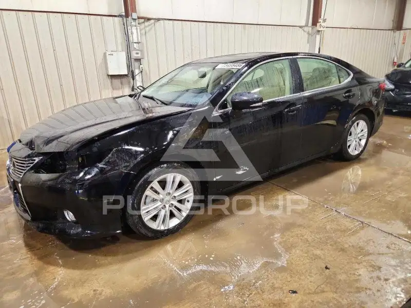 2015 Lexus ES350 photo
