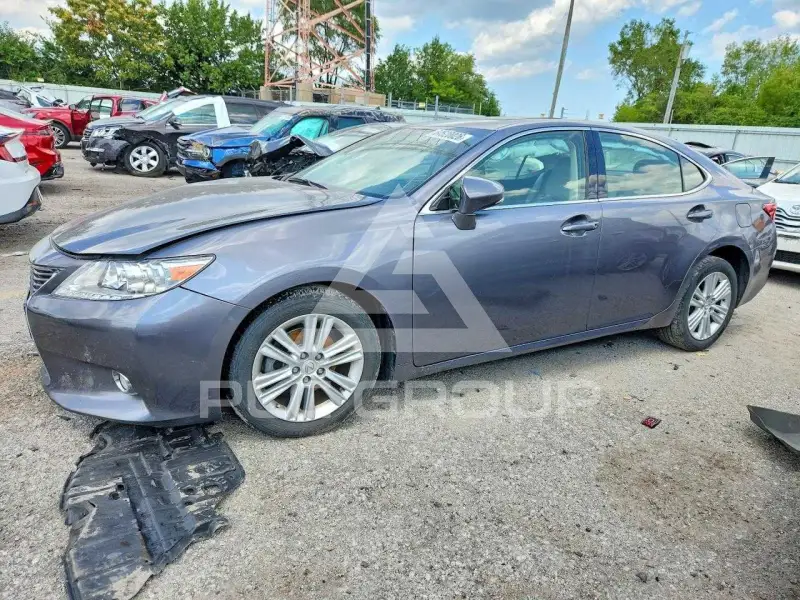 2015 Lexus ES350 фото