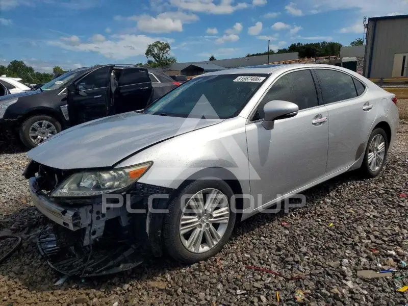 2015 Lexus ES350 photo