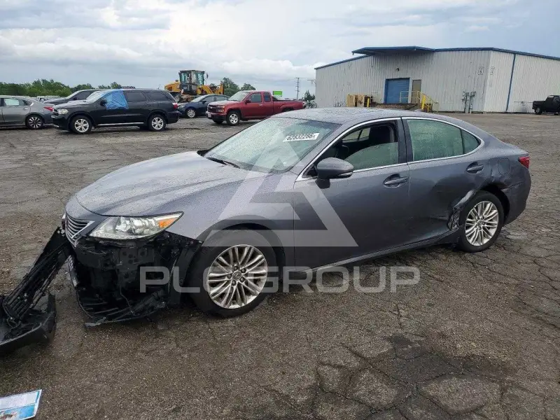 2015 Lexus ES350 фото