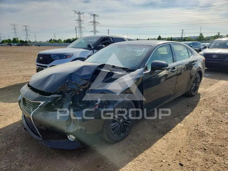 2015 Lexus ES350 photo