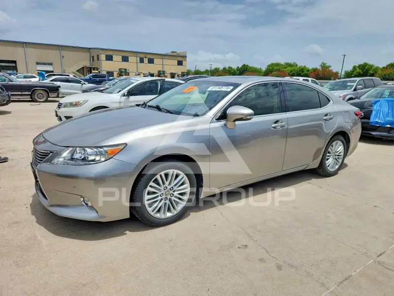 2015 Lexus ES350 фото