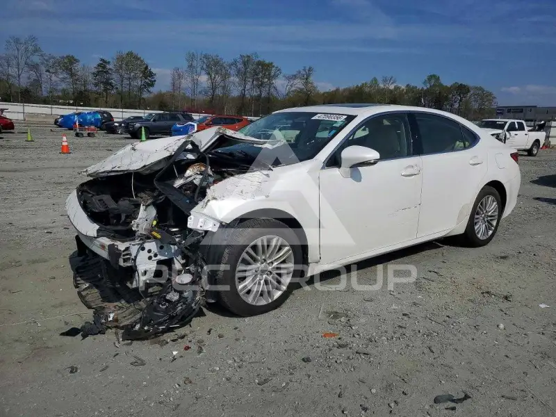 2015 Lexus ES350 фото