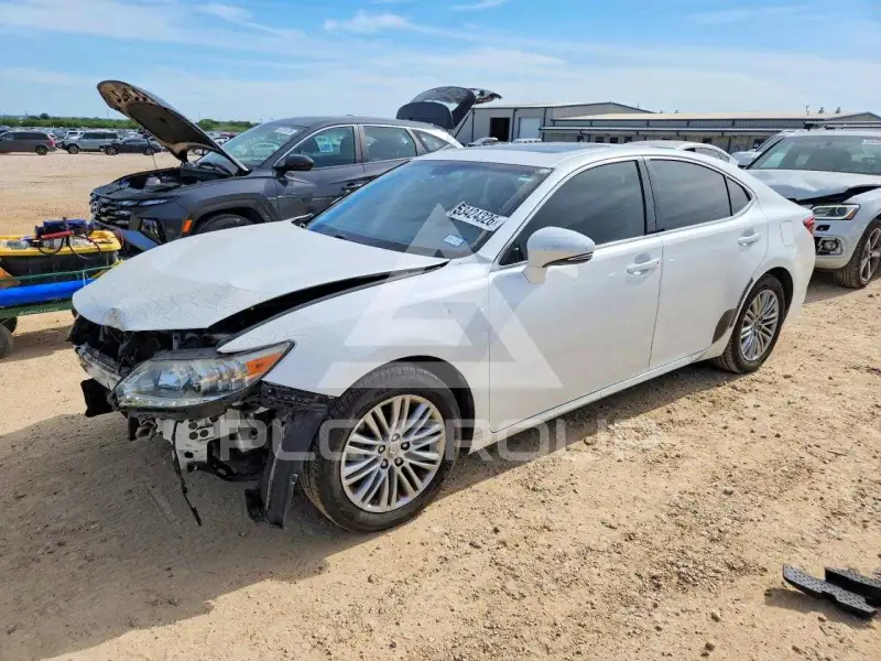2015 Lexus ES350 фото