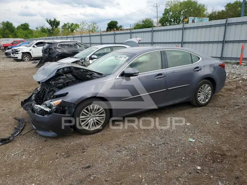 2015 Lexus ES350 фото