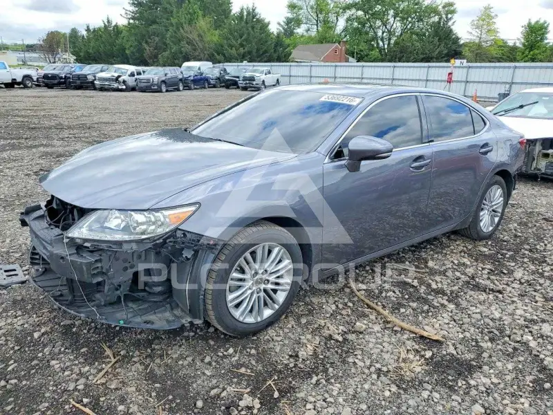 2015 Lexus ES350 фото