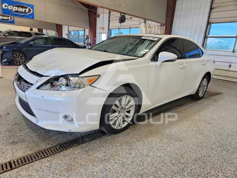 2015 Lexus ES350 фото