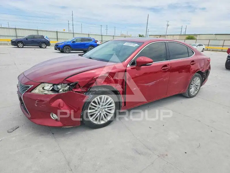2015 Lexus ES350 photo
