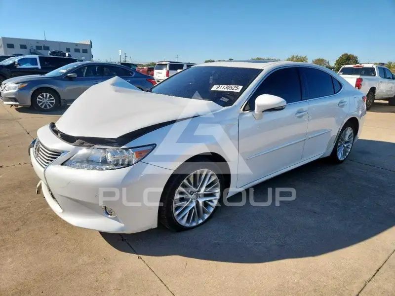 2015 Lexus ES350 фото