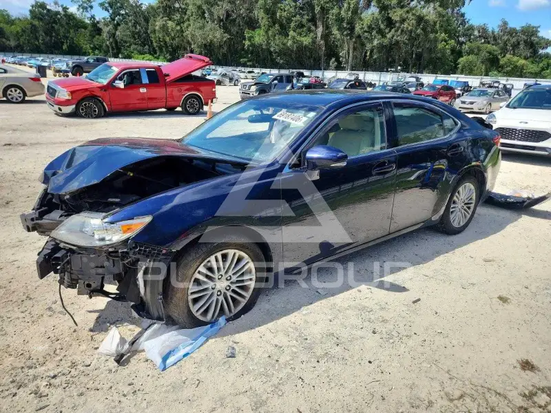 2015 Lexus ES350 фото