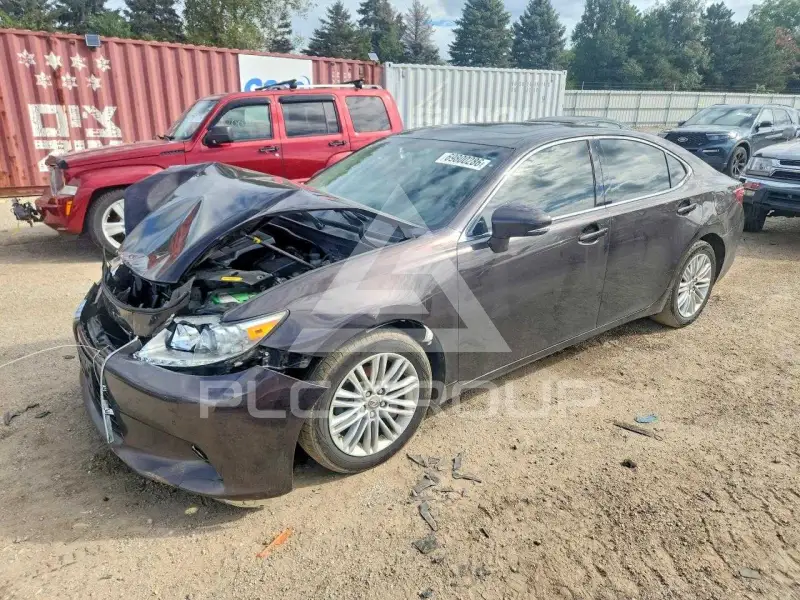 2015 Lexus ES350 photo