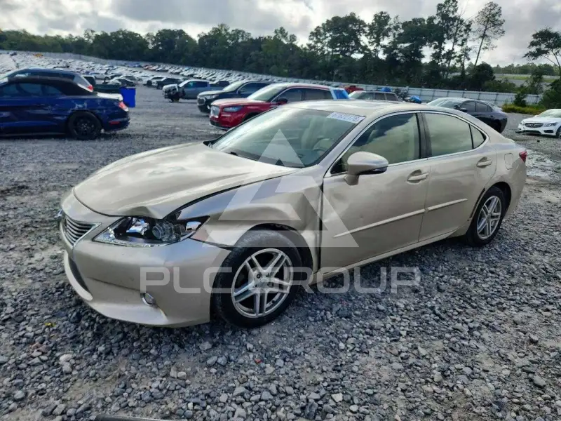 2015 Lexus ES350 фото
