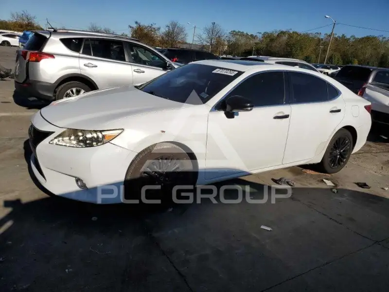 2015 Lexus ES350 photo