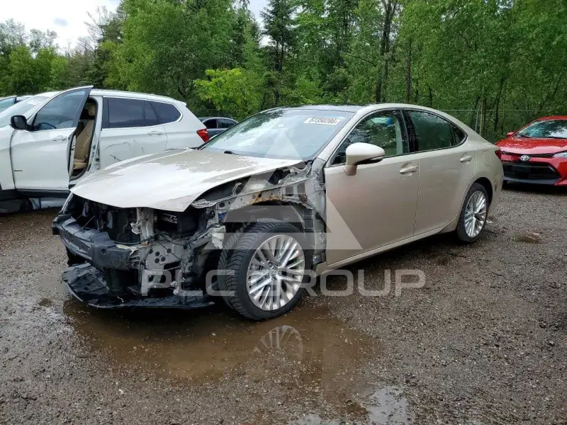2015 Lexus ES350 фото