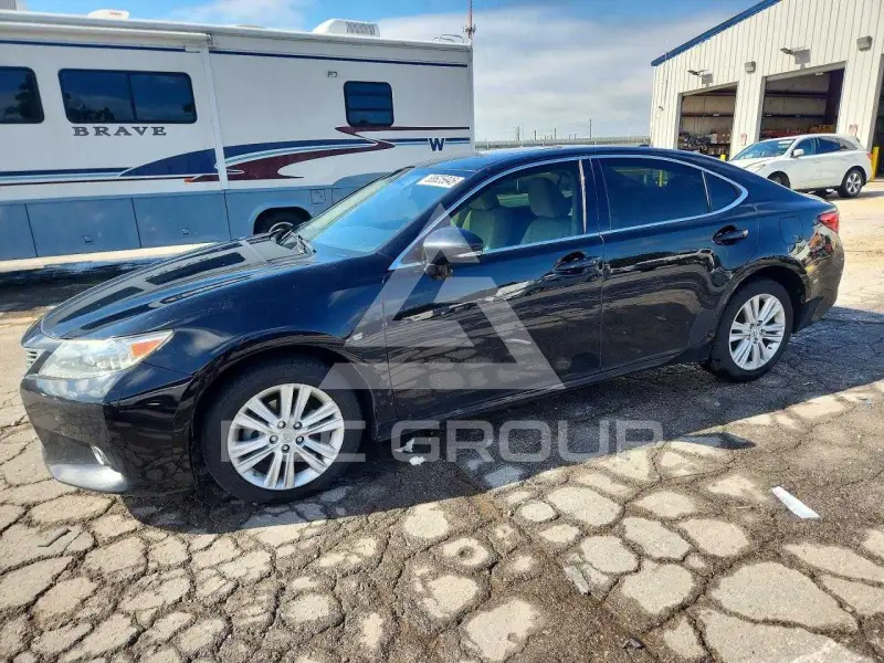 2015 Lexus ES350 фото