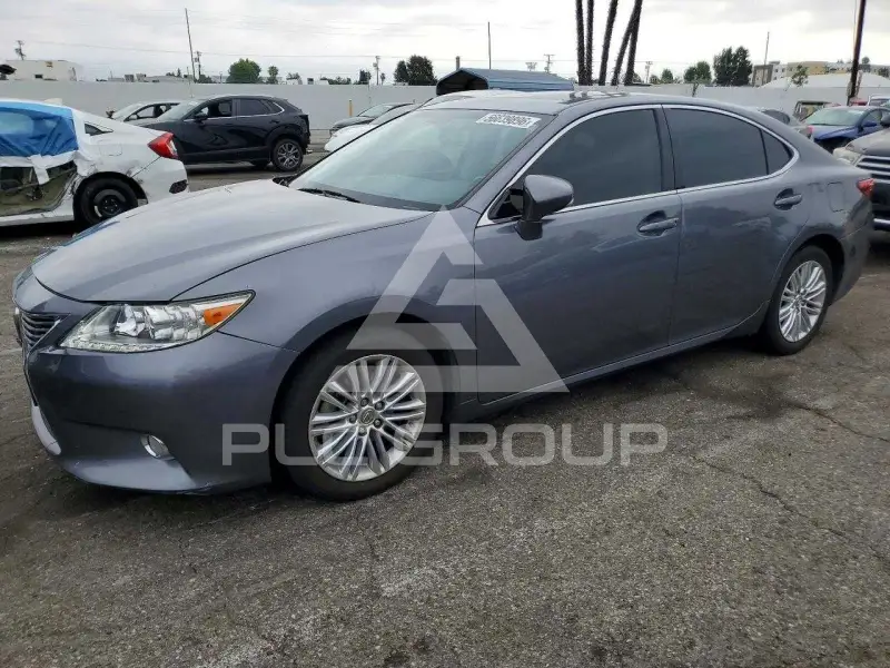 2015 Lexus ES350 фото