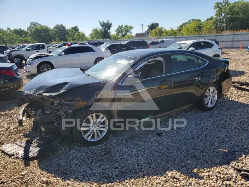2015 Lexus ES350 фото