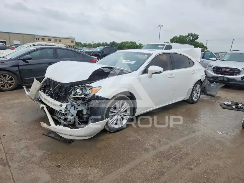 2015 Lexus ES350 фото
