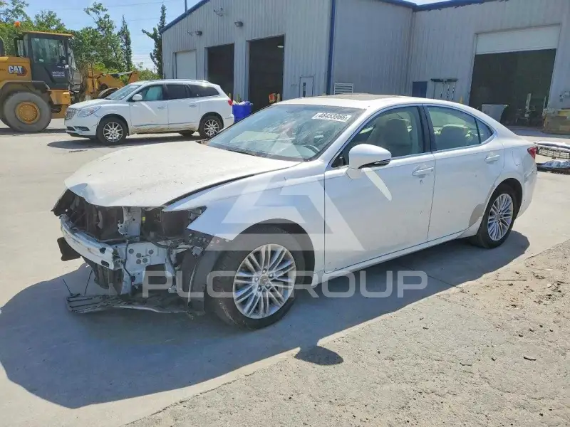 2015 Lexus ES350 фото